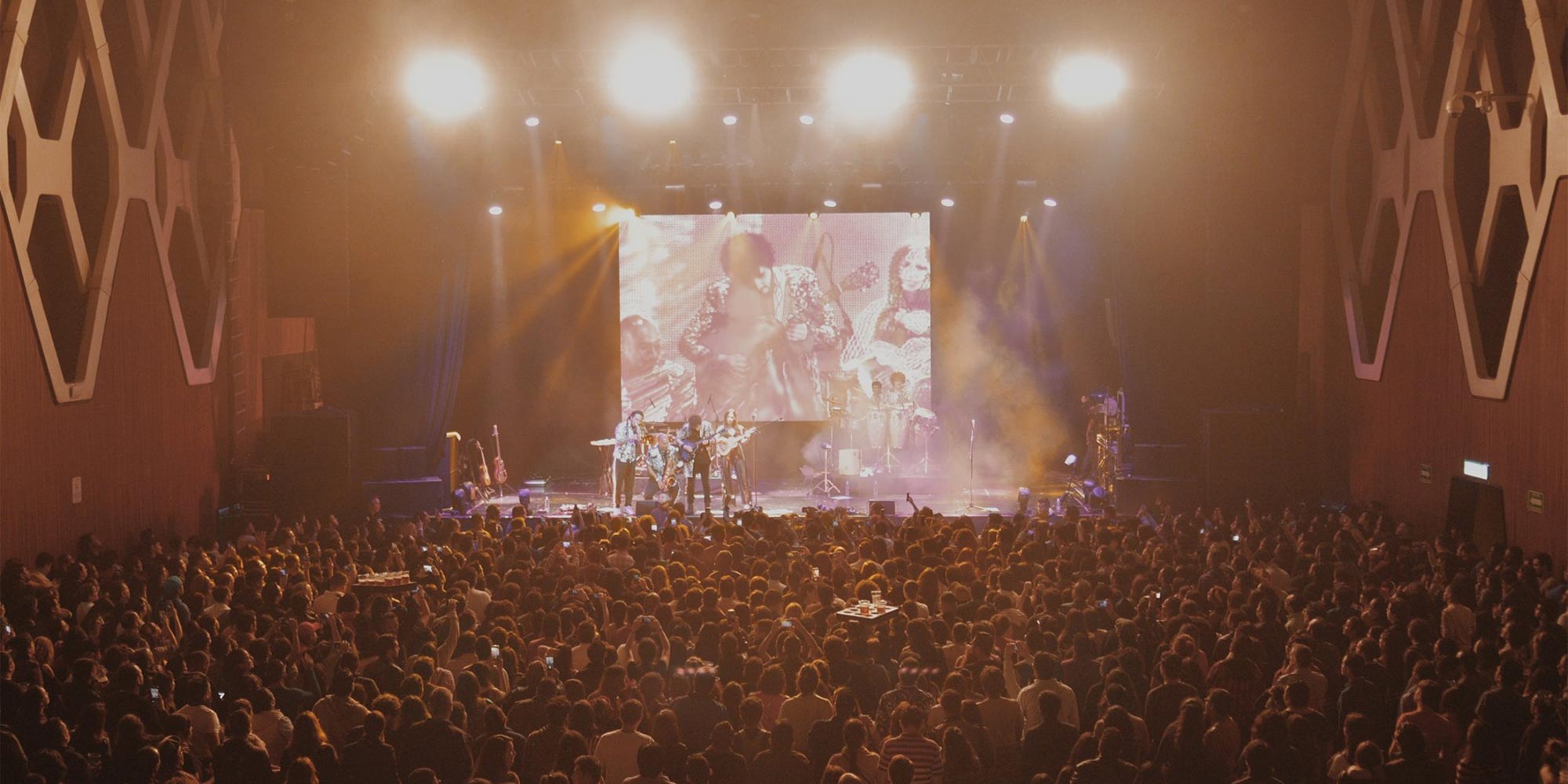 A concert at El Plaza Condesa in Mexico City