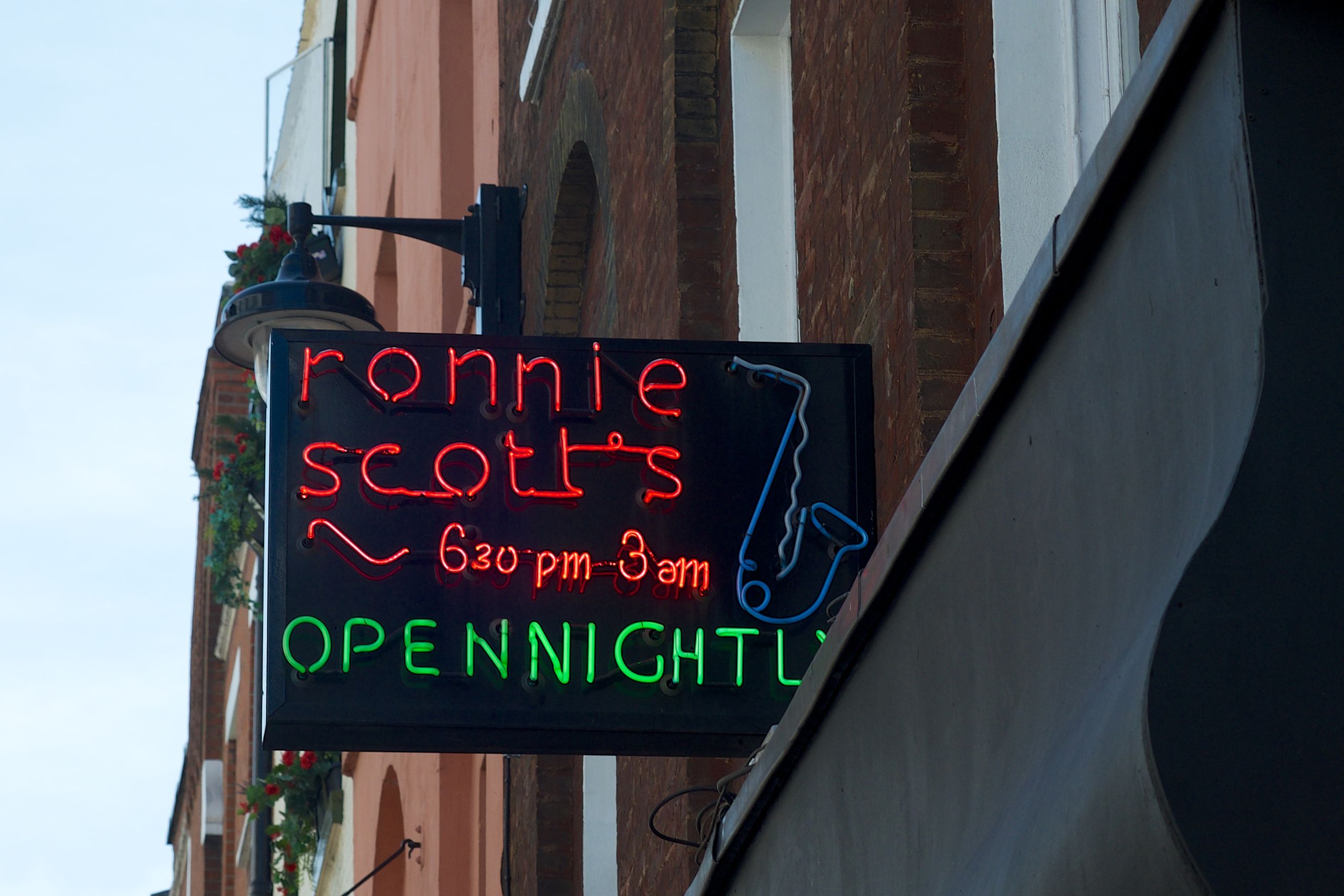 Ronnie Scott's neon sign