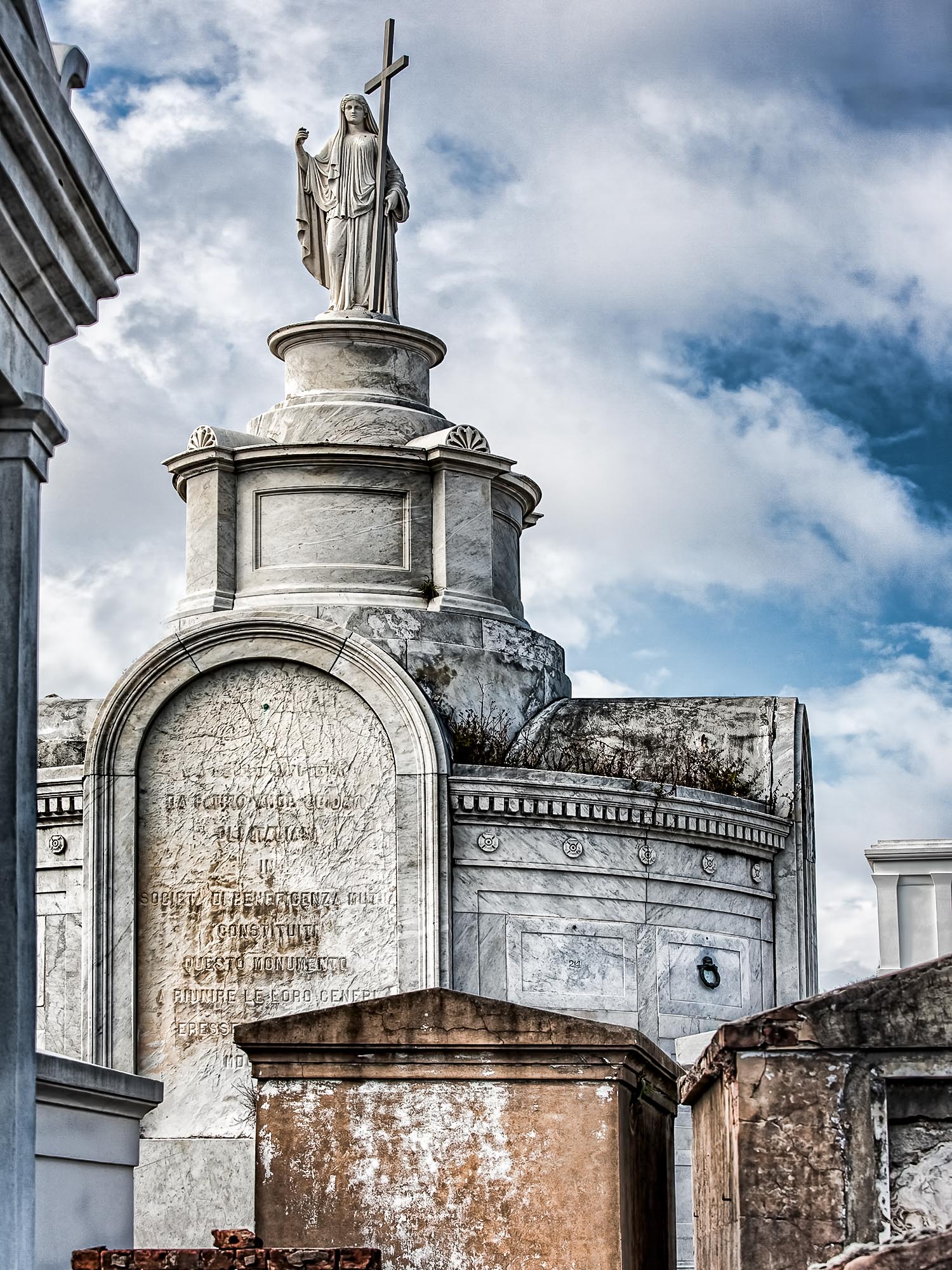 St. Louis Cemetery No. 1